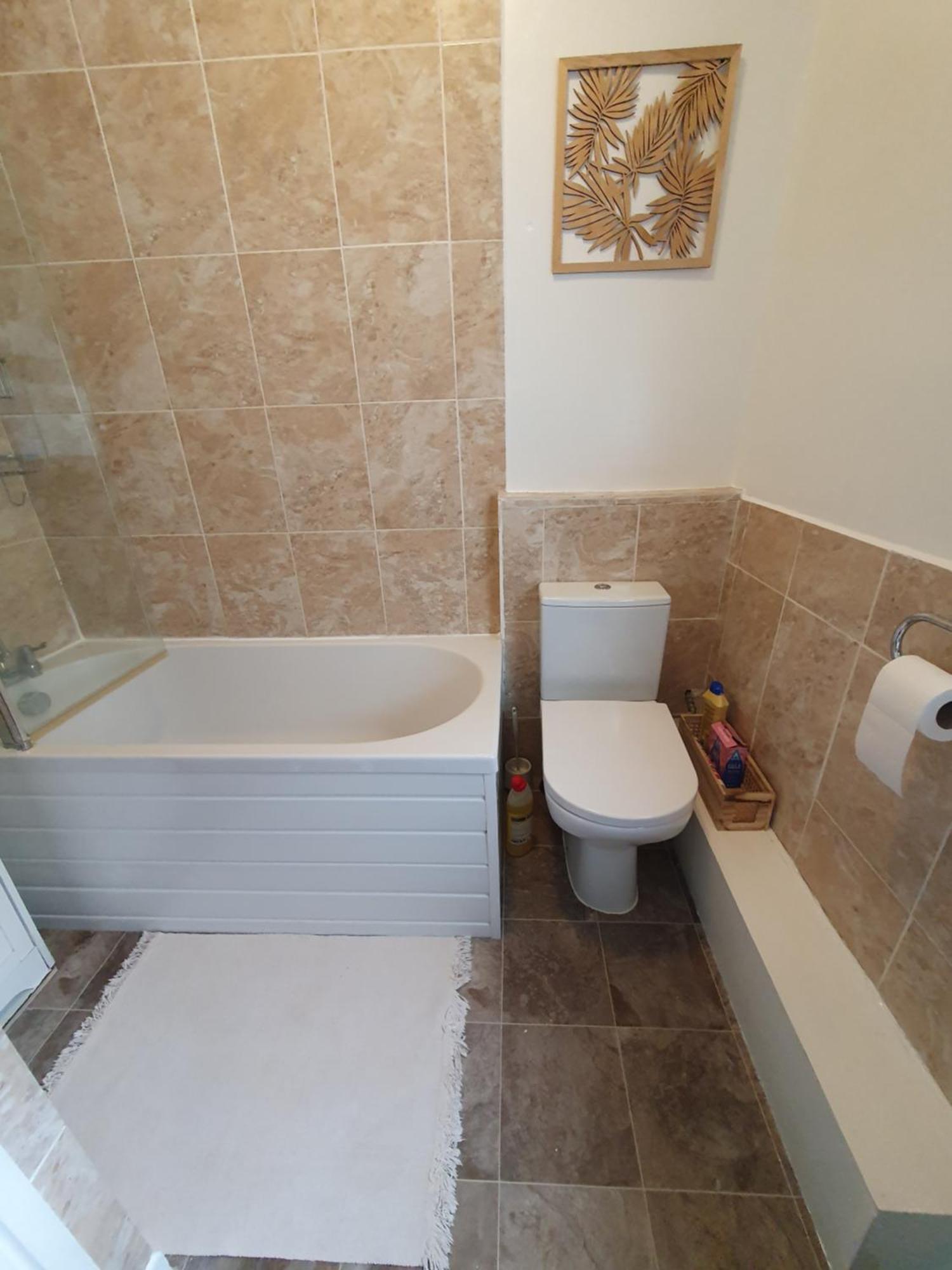 Private Double Room In קארדיף מראה חיצוני תמונה