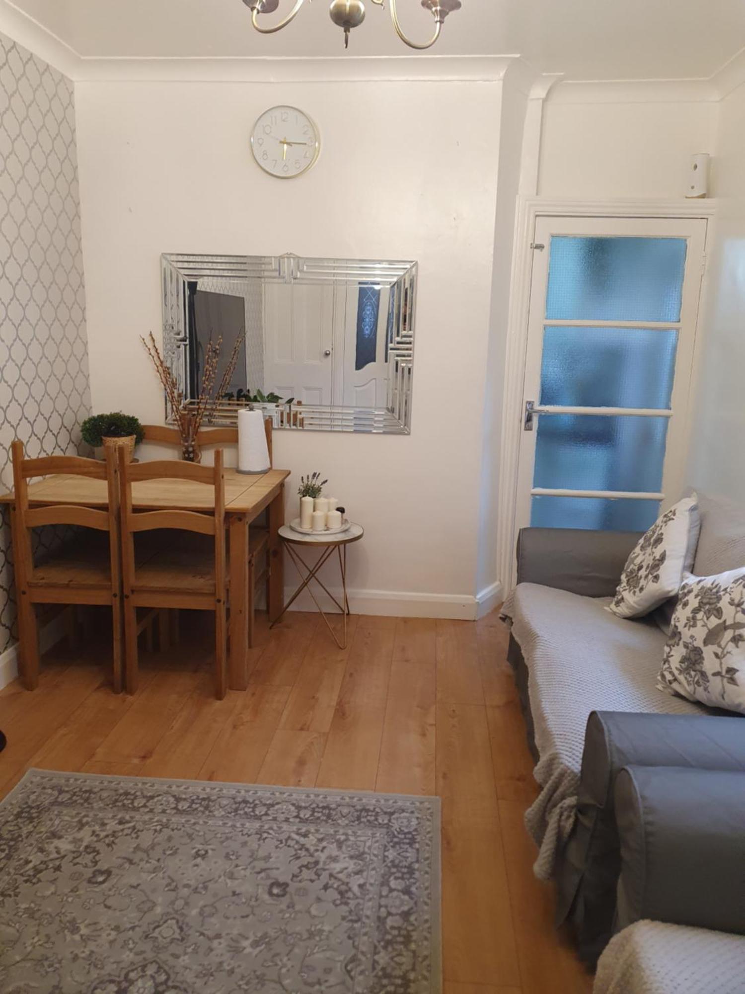 Private Double Room In קארדיף מראה חיצוני תמונה
